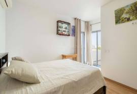 Olhão – contemporary 3-bedroom semi-detached house with pool, rooftop terrace and private parking