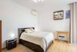 Olhão – contemporary 3-bedroom semi-detached house with pool, rooftop terrace and private parking