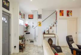 Olhão – contemporary 3-bedroom semi-detached house with pool, rooftop terrace and private parking