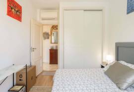 Olhão – contemporary 3-bedroom semi-detached house with pool, rooftop terrace and private parking