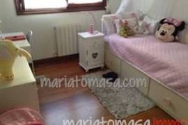 Fantastic townhouse with terrace, garage and large living area in a quiet area.