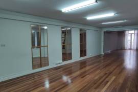 Office for rent in the heart of Bilbao, located in Plaza Circular (Abando)