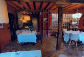 Fully operational restaurant for rent and sale 20km from Vitoria-Gasteiz