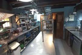 Fully operational restaurant for rent and sale 20km from Vitoria-Gasteiz