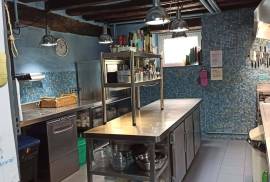 Fully operational restaurant for rent and sale 20km from Vitoria-Gasteiz