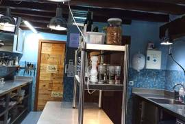 Fully operational restaurant for rent and sale 20km from Vitoria-Gasteiz
