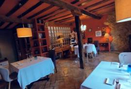 Fully operational restaurant for rent and sale 20km from Vitoria-Gasteiz