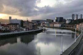 Apartment for sale in Olabeaga