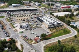 Istria, Poreč – Building Plot of 1158 m² in a Business Zone