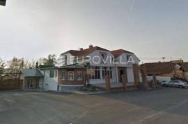 Satnica Đakovačka, residential and commercial building 730 m², ideal investment on a plot of land of