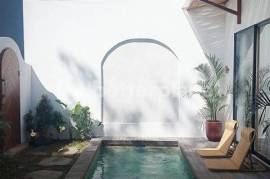 Stylish 2-Bedroom Villa with Bar Table in Ungasan – Private Pool & Tropical Ambience
