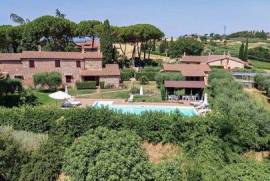 Charming Farmhouse Castiglione del Lago, Umbria