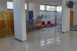 VIA VIRGILIO – Locale commerciale al P.T. di 170mq