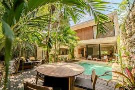 High-end investment near Holistika