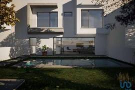 Casa T3 em Azeitão (São Lourenço e São Simão) de 180,00 m²