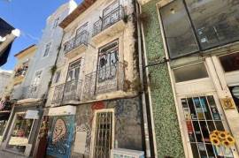 Prédio em Setúbal (São Julião, Nossa Senhora da Anunciada e Santa Maria da Graça) de 234,00 m²