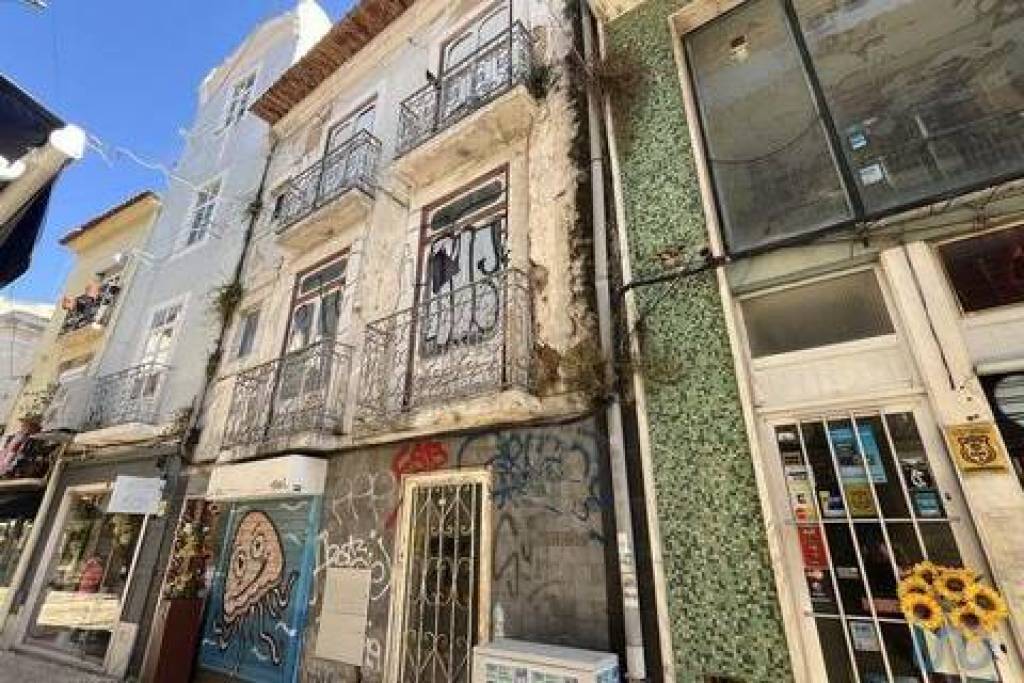 Prédio em Setúbal (São Julião, Nossa Senhora da Anunciada e Santa Maria da Graça) de 234,00 m²