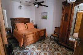 Charming Old Winegrower's House With 170 M2 Living Space And A 225 M2 Garden.