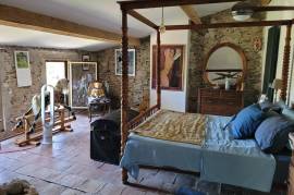 Charming Old Winegrower's House With 170 M2 Living Space And A 225 M2 Garden.