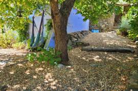 Charming Old Winegrower's House With 170 M2 Living Space And A 225 M2 Garden.
