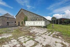 Detached Country House with Outbuilding
