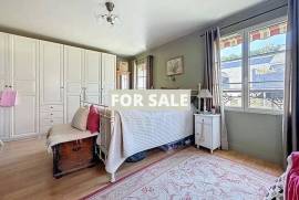 Coastal House in Great Location