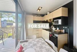 Holiday Cottage in Residential Park by the Coast