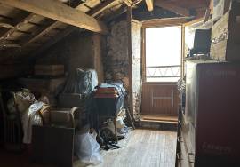 Period Cottage To Renovate with Barn