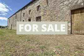 Country Barn to Renovate Further
