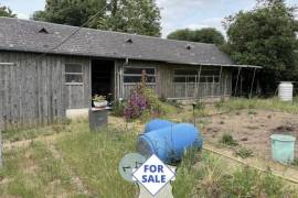 Detached Country House with Outbuilding