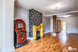 2 bedroom, Terraced House for sale