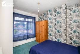 3 bedroom, Semi-detached house for sale 3 bedroom, Semi-detached house for sale