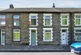 3 bedroom, Terraced House for sale