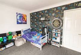 3 bedroom, Semi-detached bungalow for sale