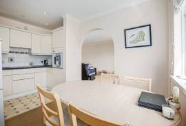 2 bedroom, Apartment for sale