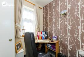 3 bedroom, Detached house for sale