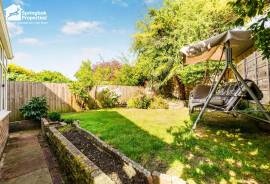 3 bedroom, Detached house for sale