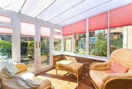 5 bedroom, Detached house for sale