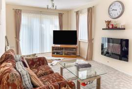 3 bedroom, Detached house for sale
