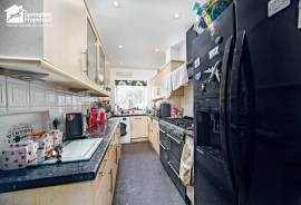 3 bedroom, Terraced House for sale