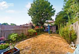 3 bedroom, Terraced House for sale