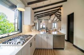 18 Calle La Ronda: Remodeled 4-Bedroom Home with Studio Apartment Just Steps from Playa Danta in Las Catalinas