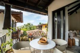 18 Calle La Ronda: Remodeled 4-Bedroom Home with Studio Apartment Just Steps from Playa Danta in Las Catalinas