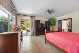 Casa La Salle, Catalina Cove 46: Luxury Estate with Guest House & Resort-Style Pool Near Playa Conchal