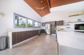 V-Sylvie Rancho Villa: Tropical Villa with Pool and Panoramic Views near Tamarindo