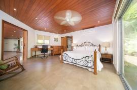 V-Sylvie Rancho Villa: Tropical Villa with Pool and Panoramic Views near Tamarindo