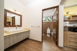 V-Sylvie Rancho Villa: Tropical Villa with Pool and Panoramic Views near Tamarindo