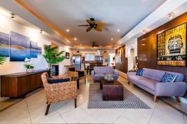 Bocaraca #4: Luxury 3-Bedroom Condo Just Steps from the Beach!