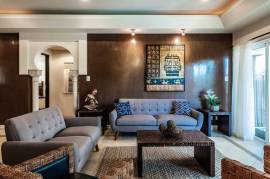 Bocaraca #4: Luxury 3-Bedroom Condo Just Steps from the Beach!