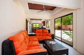 Casa Venturini: Charming Single-Family Home with Quality Finishes, Private Pool & Expansion Opportunity